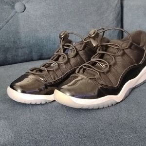 NEW* Youth Air Jordan 11 Retro Low GS Space Jam Black/White